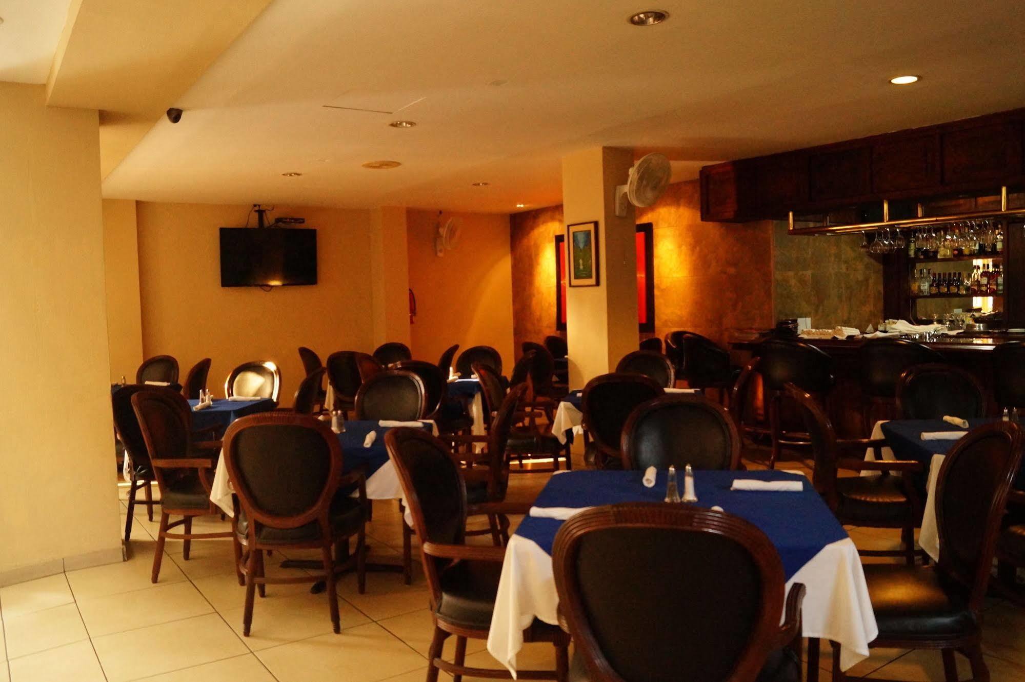 Siesta Hotel And Casino Antiguo Cuscatlán Eksteriør bilde